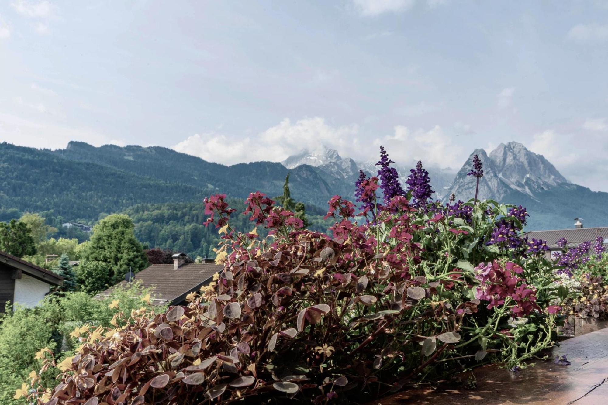 Gaestehaus Quirin Garmisch-Partenkirchen Exterior foto